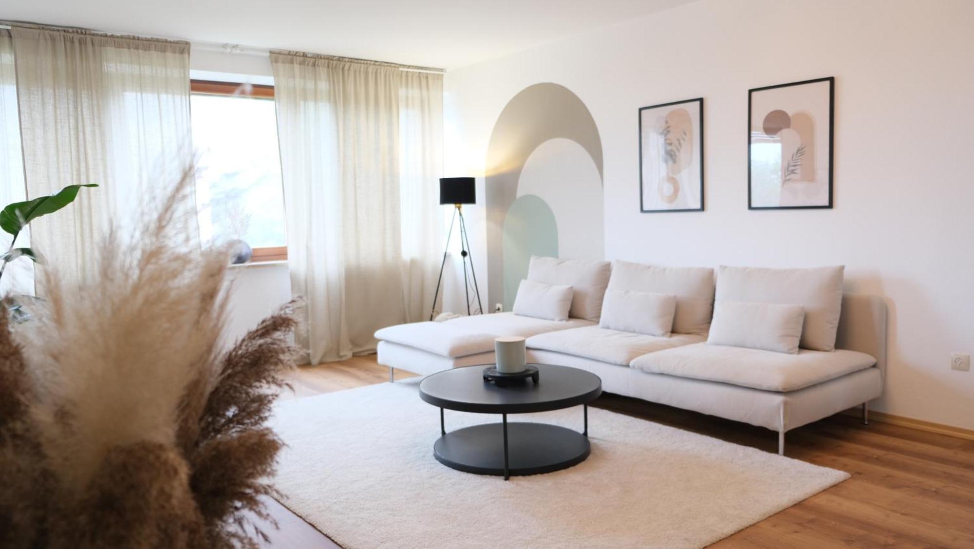 Ferienwohnung Casa Luxe - 120Qm - Zentral - Familienfreundlich - Parkplatz - 5Km Zum Legoland Günzburg Exterior foto