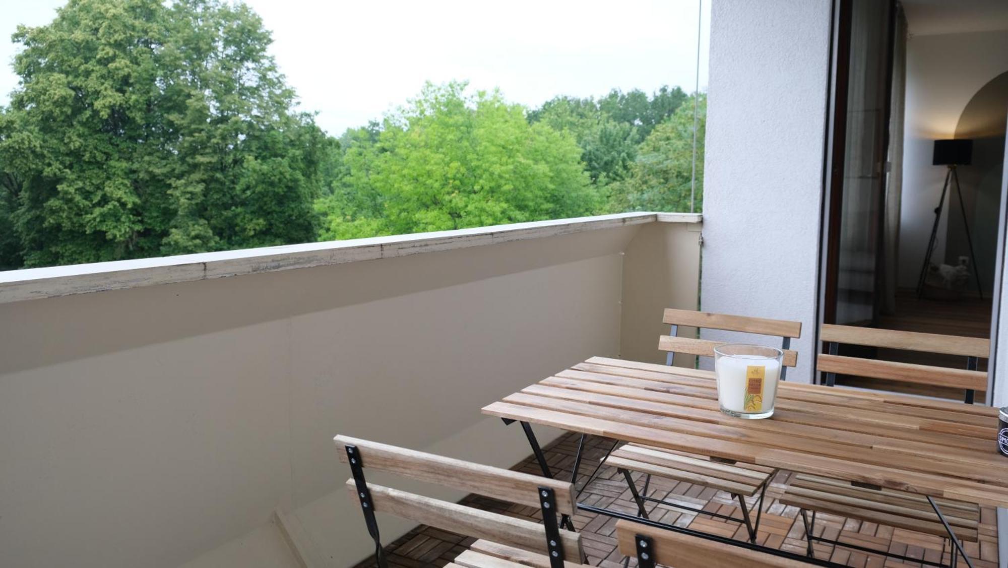Ferienwohnung Casa Luxe - 120Qm - Zentral - Familienfreundlich - Parkplatz - 5Km Zum Legoland Günzburg Exterior foto